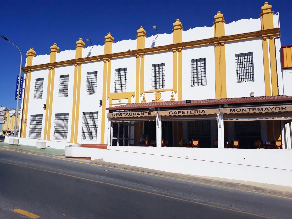 Hostal Montemayor Могер Екстериор снимка