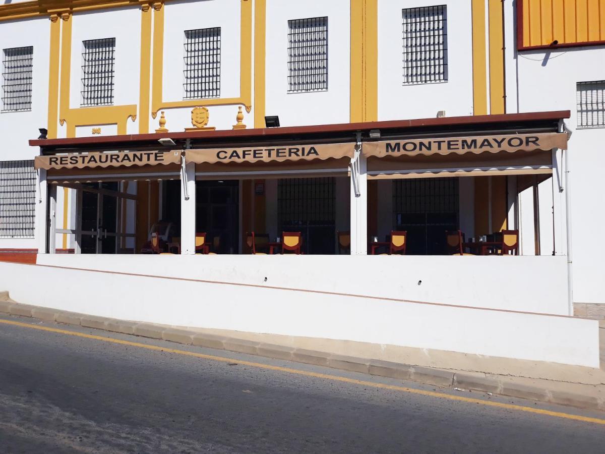 Hostal Montemayor Могер Екстериор снимка